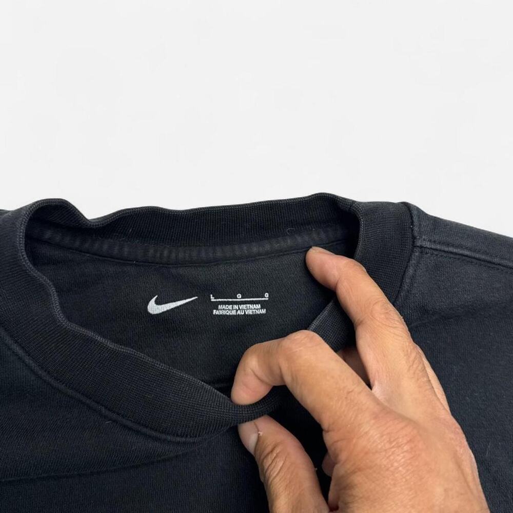 Nike Golf Rainbow Embroidered Center Logo Crewneck Sweatshirt Black Men’s Large - Picture 4 of 6